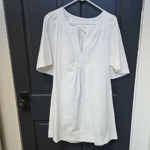 Pomander Place White Pleated Tunic Blouse